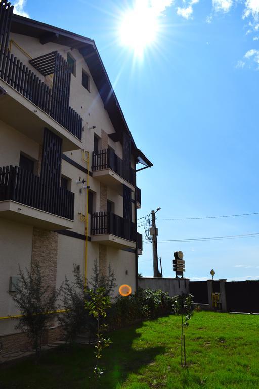 Hotel Casa Caroli Târgu Jiu Esterno foto